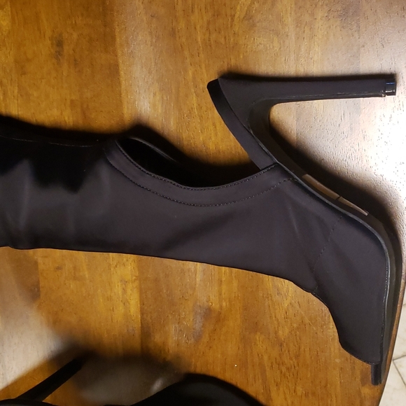 Chase + Cloe open over the knee open boots. - Picture 4 of 7